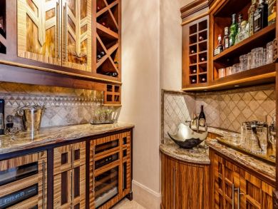 A Luxury Ski Ranch On thirty Seven  Acres Close to Aspen Ski